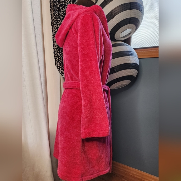 Ulta Hooded Robe - Picture 3 of 3